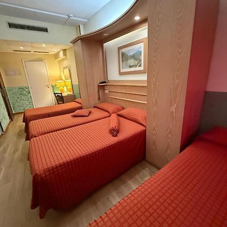 Hotel Meridiana Firenze Bagian luar foto