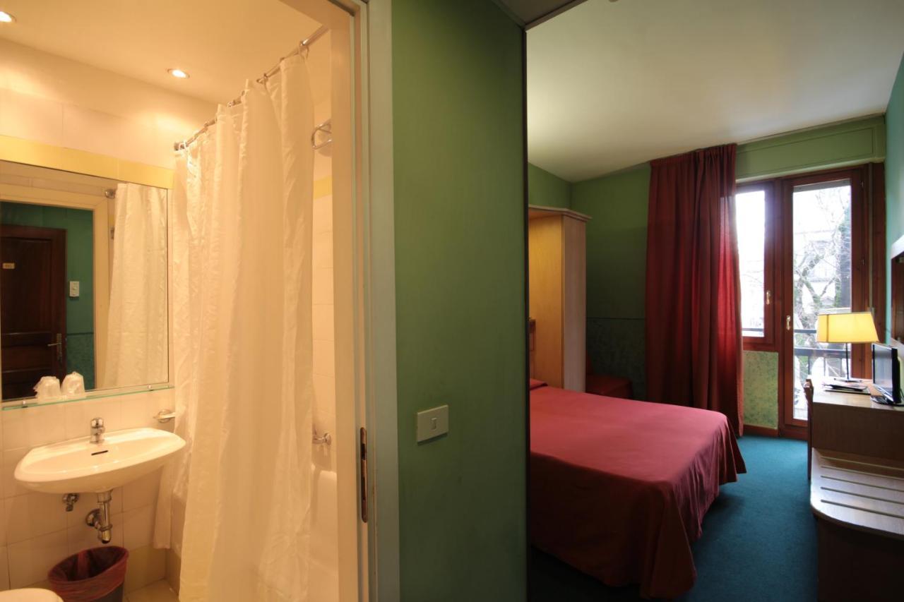 Hotel Meridiana Firenze Bagian luar foto