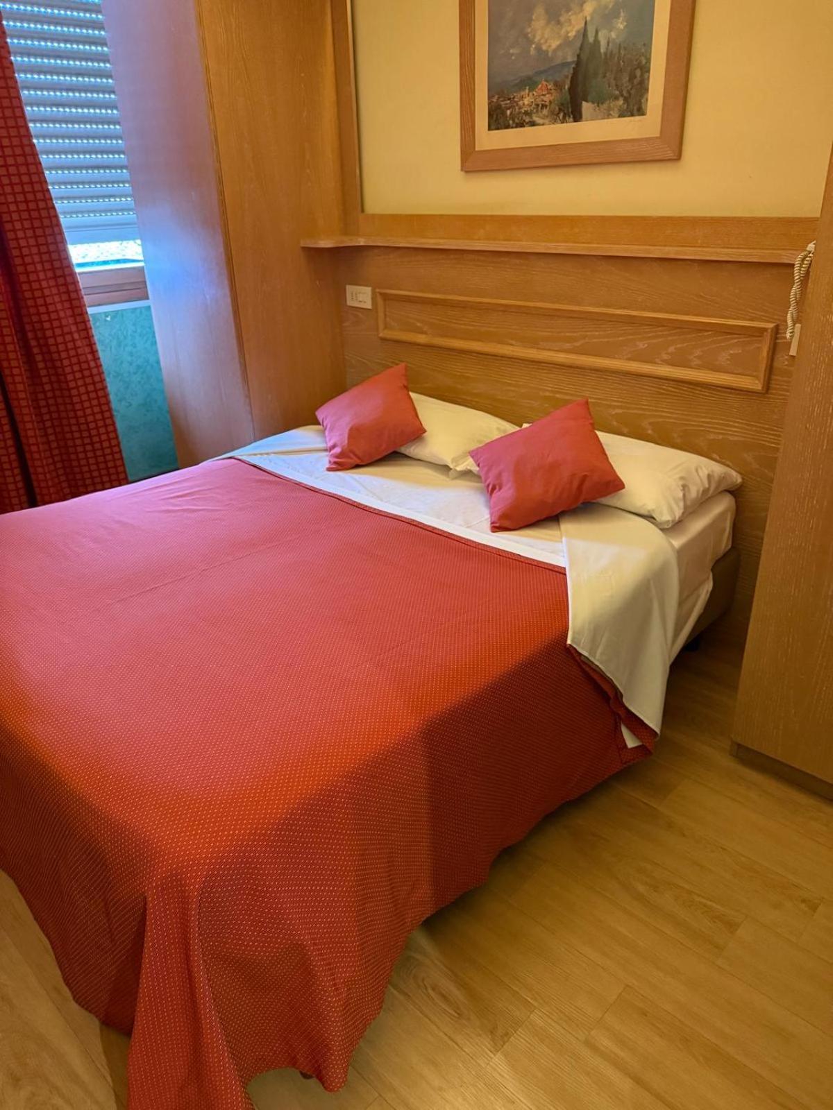 Hotel Meridiana Firenze Bagian luar foto