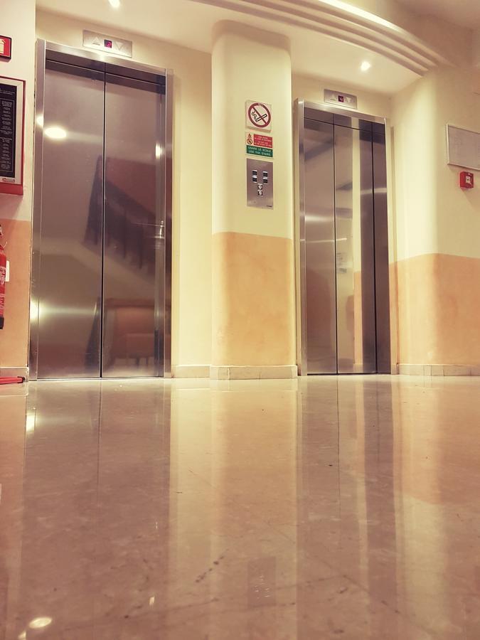 Hotel Meridiana Firenze Bagian luar foto