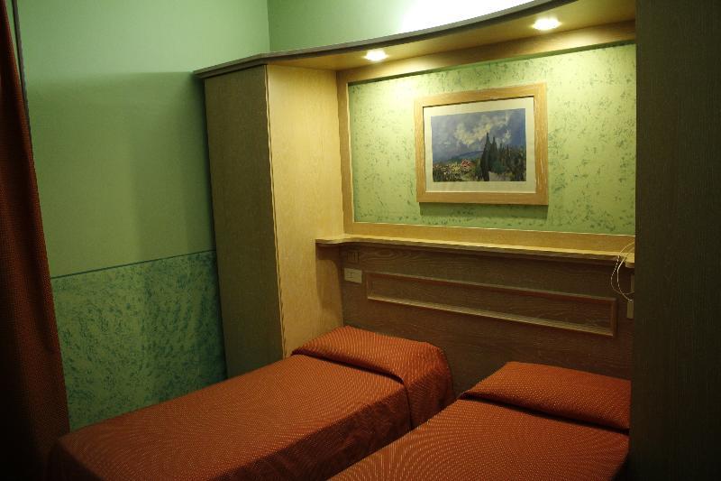 Hotel Meridiana Firenze Bagian luar foto