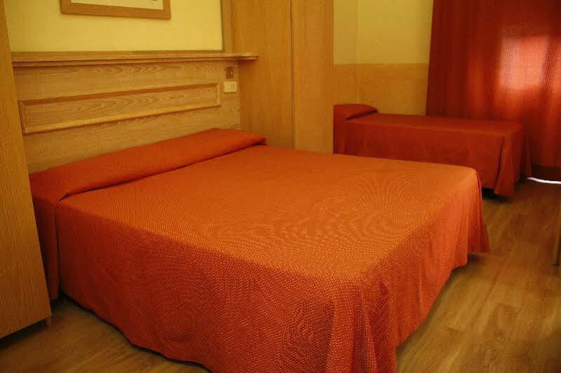 Hotel Meridiana Firenze Bagian luar foto